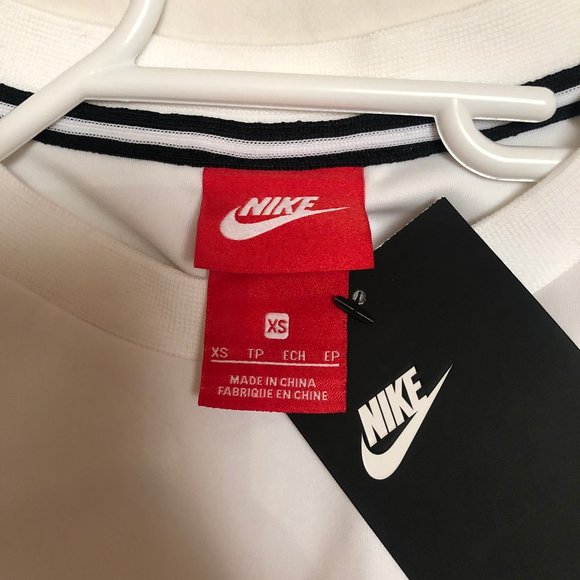 Nike Irreverent Dress - Picture 5 of 6